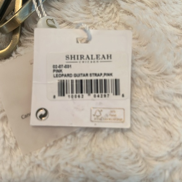 Leopard Guitar Strap for crossbody. - Picture 2 of 2